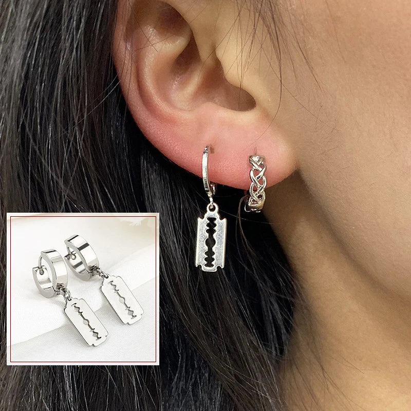 2Pc Stainless Steel Razor Blade Pendant Earrings 